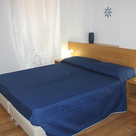 Ca Dei Poi - Loft Il Timone Apartment Riomaggiore Luaran gambar